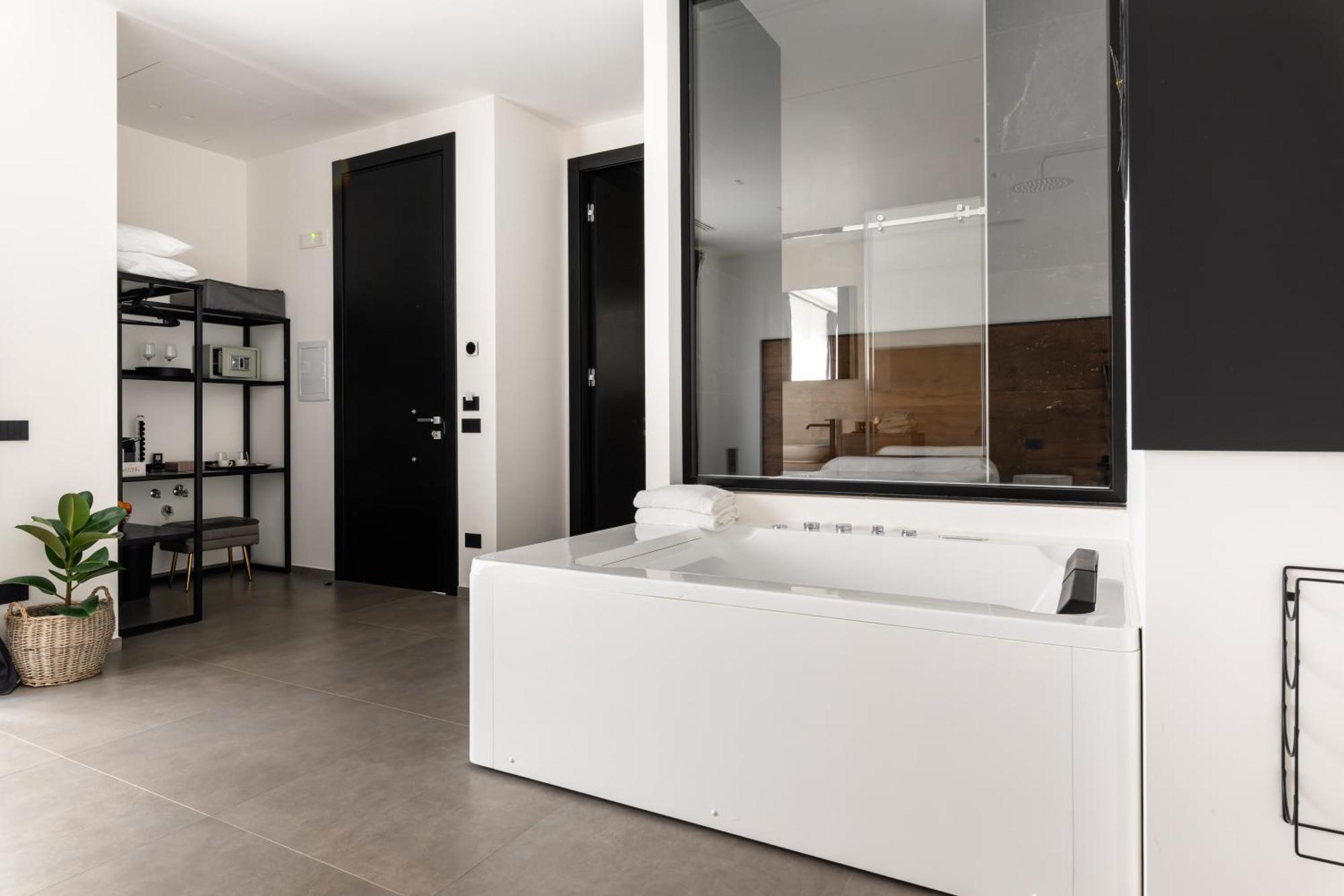 Luxury Suite New Look 모노폴리 외부 사진