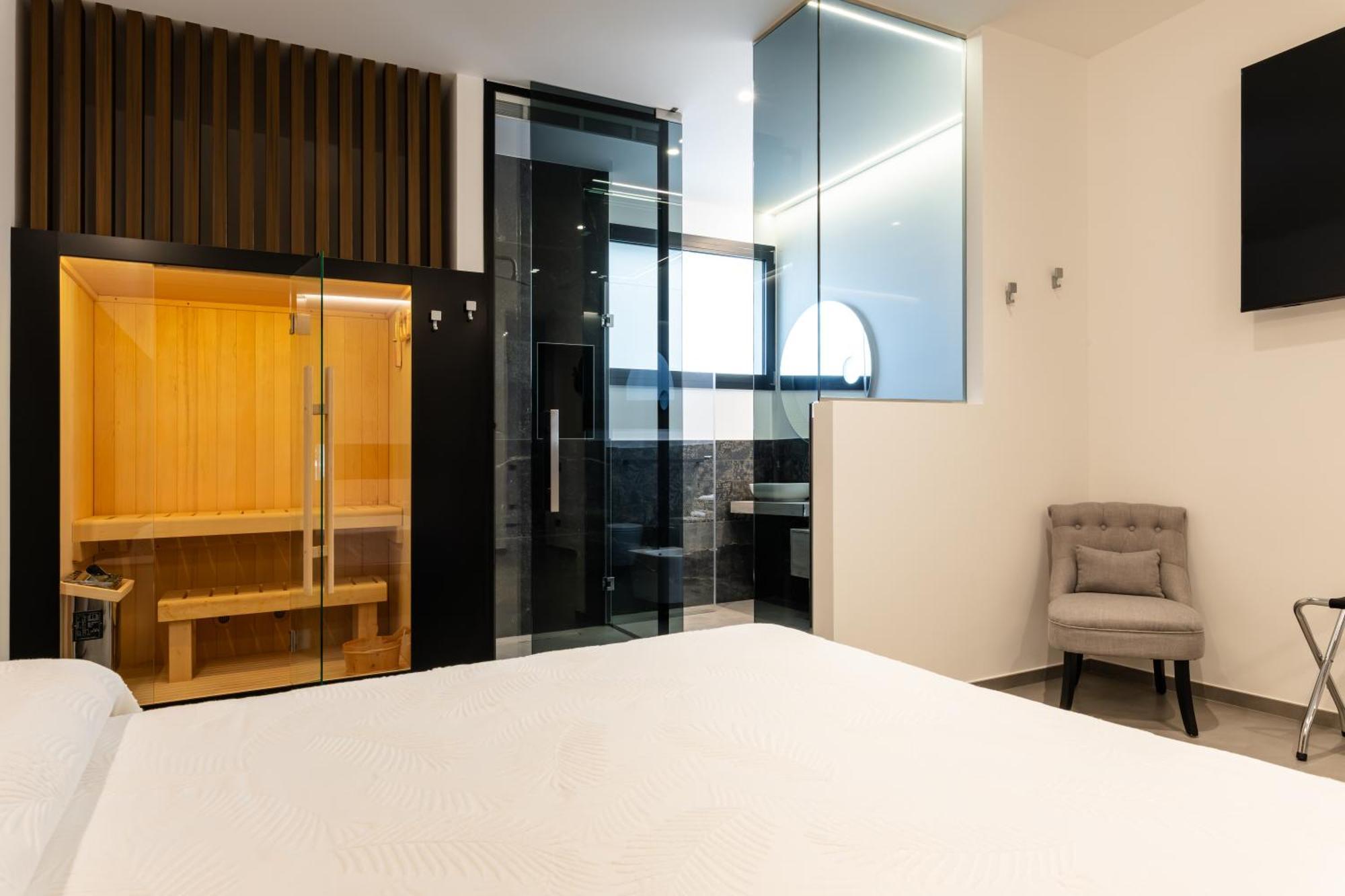 Luxury Suite New Look 모노폴리 외부 사진